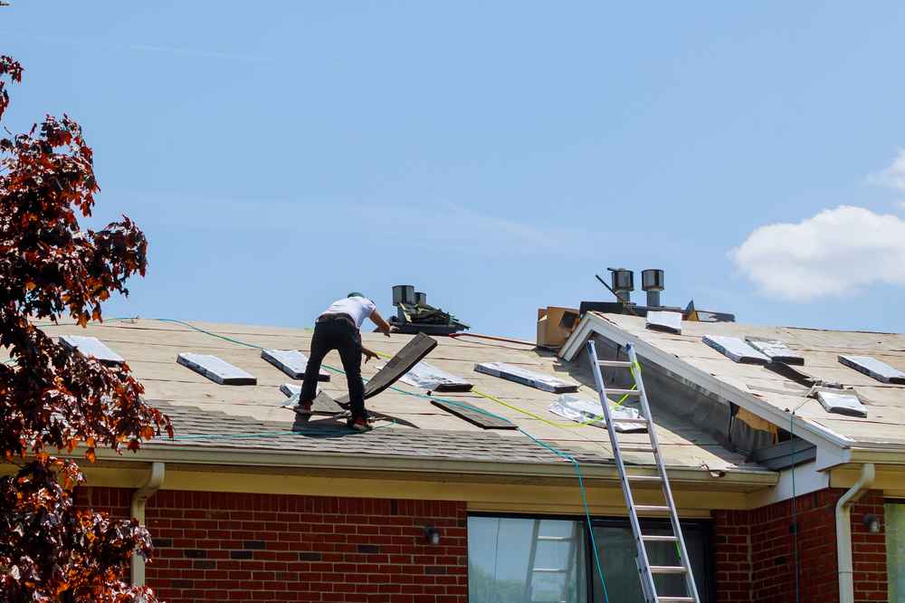 trusted roof replacement expert in Effingham IL