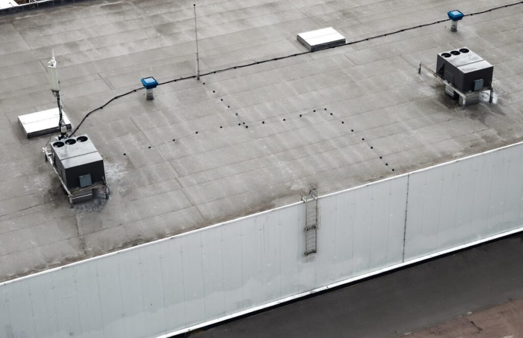 commercial roof maintenance plan