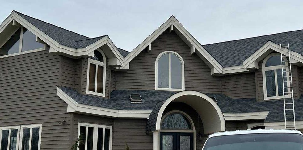 residential roof installation in Central Illinois